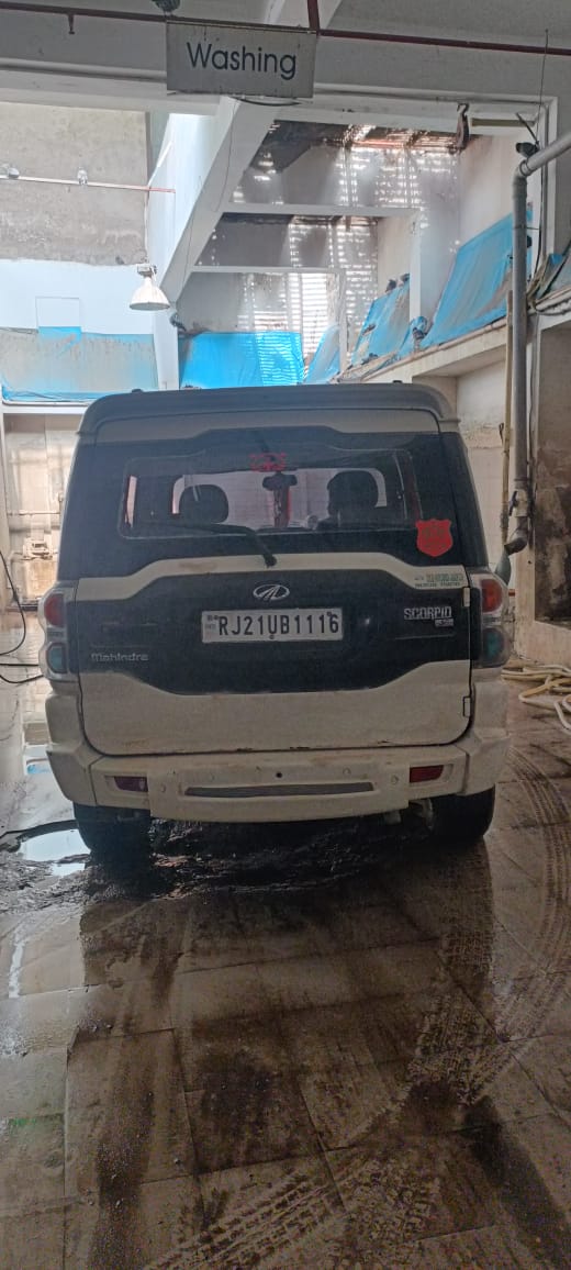 Mahindra Scorpio(2014-2017) S6